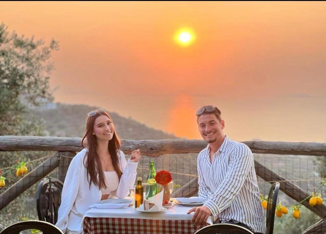 Agriturismo Le Grottelle Villa Sant'Agata sui due Golfi Luaran gambar